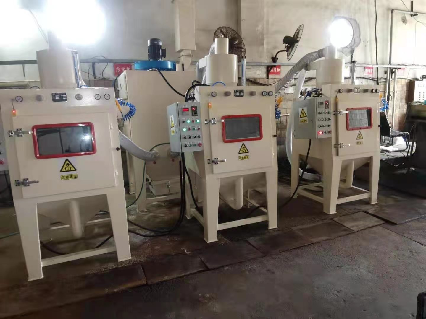 小型噴砂機(jī)的噴砂效果如何？